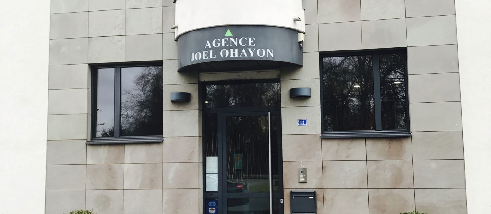 Entrée de l'agence